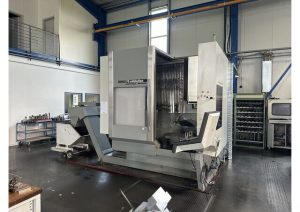Deckel Maho DMU 70 Evolution CNC 5-Axis Vertical Machining Center – Year 2006