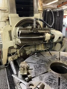 Liebherr L-2500 Gear Cutter – Year 1968