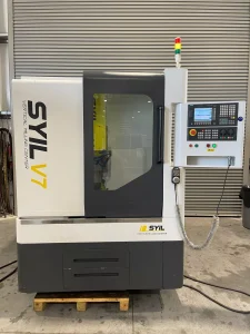 SYIL V7 CNC Vertical Machining Center Year 2013