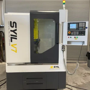 SYIL V7 CNC Vertical Machining Center Year 2013