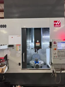 Haas UMC-1000 CNC 5-Axis Vertical Machining Center – Year 2020
