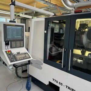 SPINNER TTS-65-Triplex V1 CNC Turning Center - Year 2015