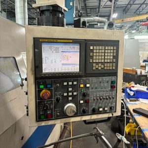 Doosan Puma 400 LMB CNC Lathe - Year 2001