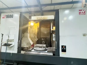 Haas EC-1600 Horizontal Machining Center – Year 2011