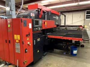 Amada Vipros 358 King II Turret Punch Press 33 Tons – Year 1998
