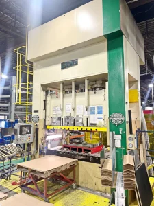 SUTHERLAND SD3-300-84-48-C Hydraulic Press 300 Tonnes – Year 2001