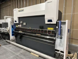 Accurl GeniusPrime CNC 5-Axis Press Brake 150 Ton – Year 2022