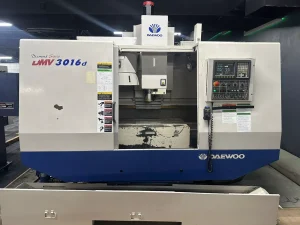 Daewoo DMV-3016 CNC Vertical Machining Center – Year 2002