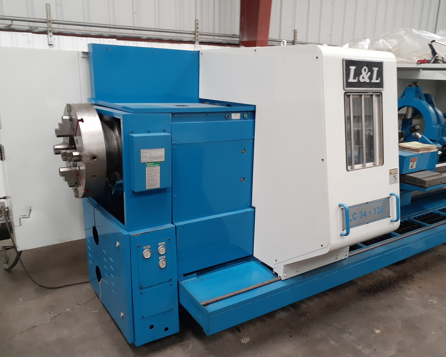 What is CNC Flat Bed BIG BORE Lathe?