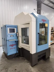 Röders RFM 600 CNC Vertical Machining Center – Year 2001