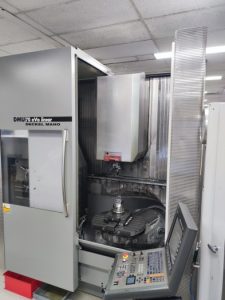 DMG Deckel Maho DMU 70 Evo Linear CNC 5-Axis Vertical Machining Center – Year 2008