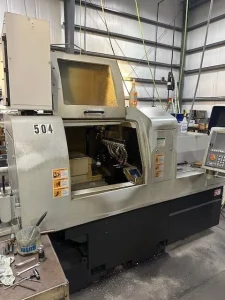 HANWHA XD32II CNC Swiss Lathe with Edge Patriot 338 Magazine Barfeed – Year 2018