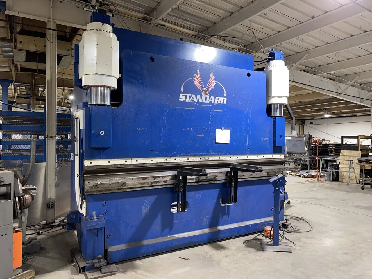 What is DUAL CYLINDER Press Brake?