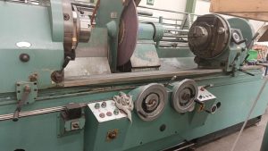 AMC SCHOU 2200 Crankshaft Grinding Machine – Year 1989