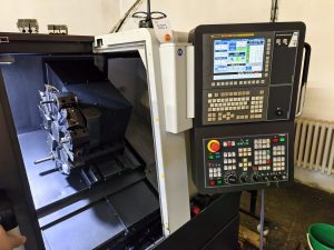Doosan LYNX 2100A CNC Lathe – Year 2017