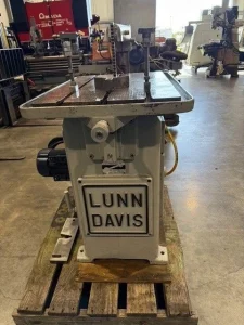 LUNN DAVIS Ketseater Model 15 AUTO MATIC Broach Machine