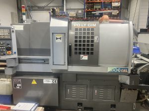 PO LY GIM DIAMOND 32 CSL with Fedek SNS 542 Hydrodynamic Bar Feeder – Year 2015