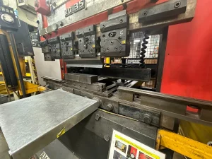 Amada RG 35S Hydraulic Press Brake 35 Ton – Year 1993