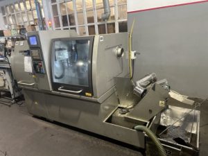 GILDEMEISTER GD 32 CNC Lathe with Boss 545 Bar Feeder