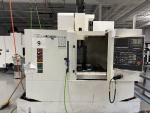 Hyundai WIA F400 CNC Vertical Machining Center – Year 2014