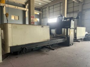 Kao Ming KMC-4000SD-C CNC Double Column Bridge Type Vertical Machining Center – Year 2007