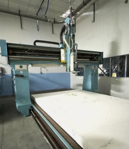 ZIMMERMANN FZ-30 CNC Gantry-Type Milling Machine Used for Cutting Styrofoam for Mould Patterns – Year 1996