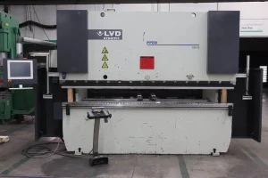 LVD STRIPPIT PPED 135/30 CNC Hydraulic Press Brake 7-Axis 150 Ton – Year 2019