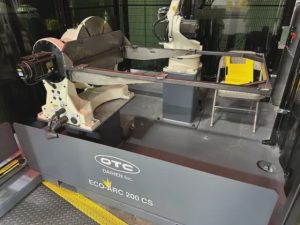 OTC DAIHEN ECO-ARC 200 CS CNC 8-Axis Robotic Welding Cell with FD-V8 OTC 6-Axis Articulating Arm + A2PF301-ENN Tilting Rotary Table Positioner – Year 2022