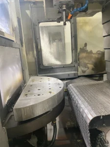 HYUNDAI KIA KV25P CNC Drilling Tapping Center with Dual Pallet – Year 2009