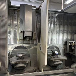 DECKEL MAHO DMU 70 VL CNC Vertical Machining Center + 2 x NC Rotary Table with swivel axis - Year 2001