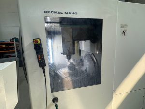 DMG DMU 70 Deckel Maho CNC 5-Axis Vertical Machining Center – Year 2008