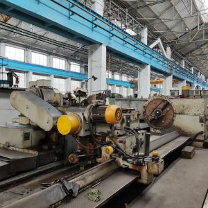 KHARVERST Kharkov Machine Tool Plant KHSh5-15MN6 Roll Grinding Machine 6 Meters - Year 1993