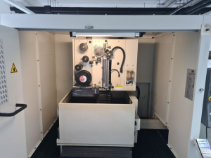 FANUC ROBOCUT α-1iB Wire EDM Wire Eroding Machine – Year 2003