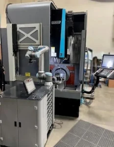 Hurco VC 500i CNC 5-Axis Vertical Machining Center with Integrated ProCobot Robot Arm & Drawer System – Year 2021