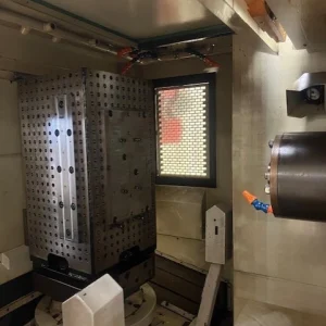 Mitsui Seiki HU40A CNC 4-Axis Horizontal Machining Center - Year 2004