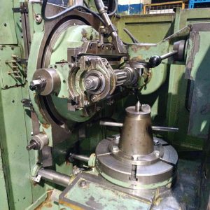 WMW MODUL ZFWZ 500 x 8/IA Gear Hobbing Machine