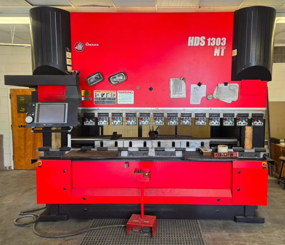 Available now : used Amada HDS-1303NT CNC Hydraulic Press Brake 143 Ton with Back Gauge – Year 2011
