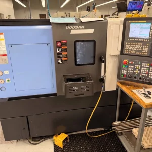 Doosan Lynx 2100A CNC Turning Center Chuck 6 inch - Year 2016