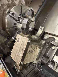 Doosan Puma 700LM CNC Turning Center Chuck 32 inch C Axis – Year 2006