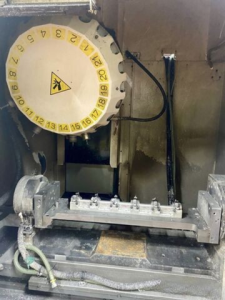 FANUC ROBODRILL D21LIB5 + DDR-T CNC Tapping Center 4th axis digital rotary table with tailstock – Year 2017