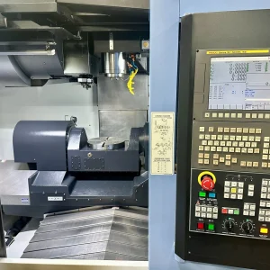 Doosan DNM 350/5AX CNC Simultaneous 5-Axis Vertical Machining Center wtih Fanuc Robot CR-35iA - Year 2016