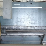 Available 3 Units : used DURMA AD-S 40400 / Total 3 Machines Tandem CNC Hydraulic Press Brake 400 Ton 4 Meters x 3 Total : 12 Meters – Year 2014 made in Türkiye – For SALE