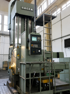 SACEM CNC 4-Axis Horizontal Boring Machine 4.4 Meters Spindle Diameter 130 mm – Year 1996