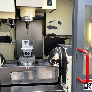 Quaser MV204CU/15 CNC 5-Axis Vertical Machining Center - Year 2005