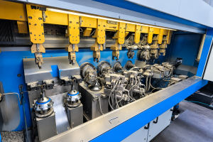 SALA DFF02/B Double Sphere Machining Machine + C.T.S. CONNI STO 80 Automatic Circular Saw Machine-Year 2003