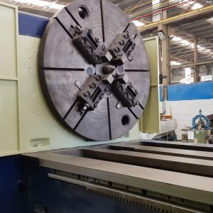 Kramatorsk k3tc 1a665 Universal Heavy-Duty Lathe 14 Meters - Year 1968